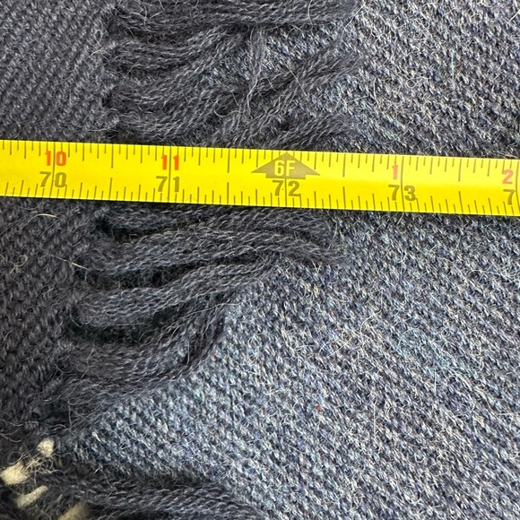 Serena and Lily South ShoreRug, Carpet. Bohemian. Wool 50”x70” Blue/white - Picture 6 of 7